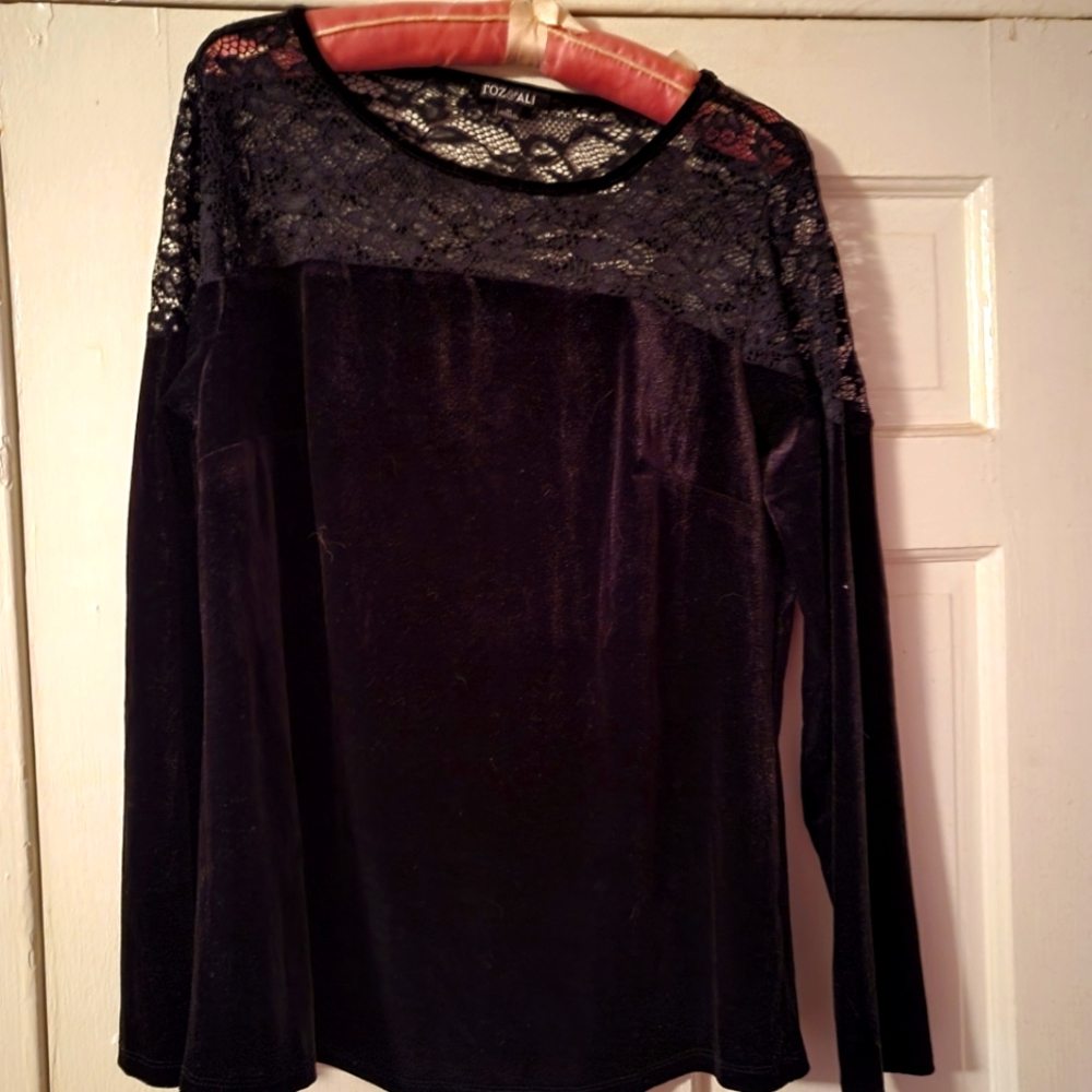 Roz & Ali Black Lace & Velvet Shirt